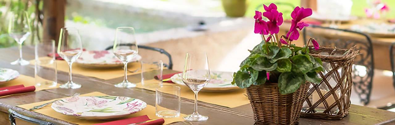 Casa rural con restaurante en la Toscana.